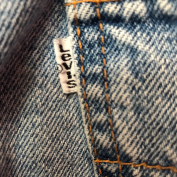 Levi’s WHITE Tag Vintage High Waisted Cutoff Jeans - Picture 7 of 7